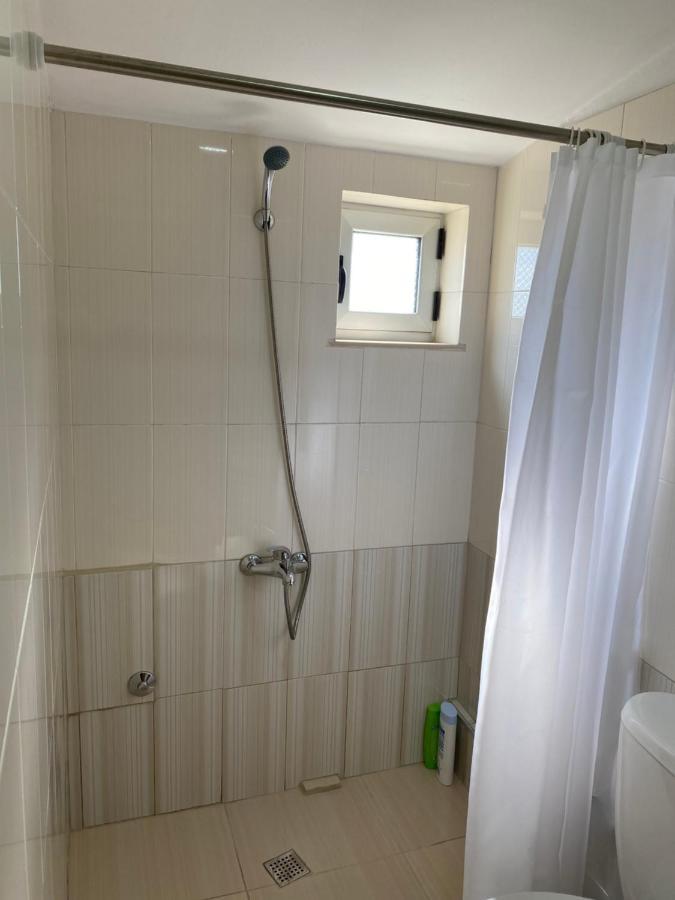 Cozy Guesthome Korce Exterior foto