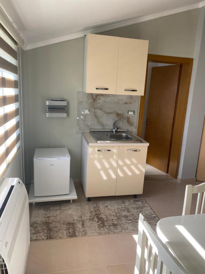 Cozy Guesthome Korce Exterior foto